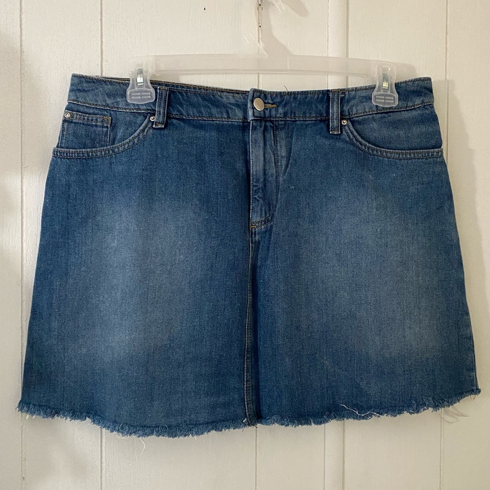 H&M denim mini skirt
